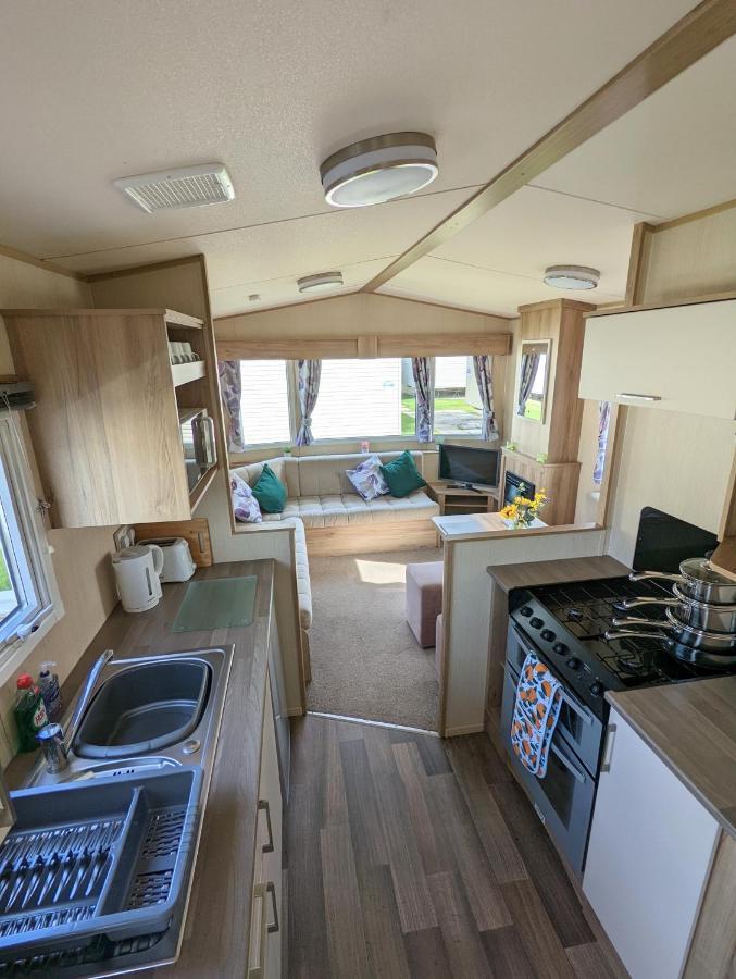 The Jones's Family Caravan With Private Decking - Presthaven * Prestatyn