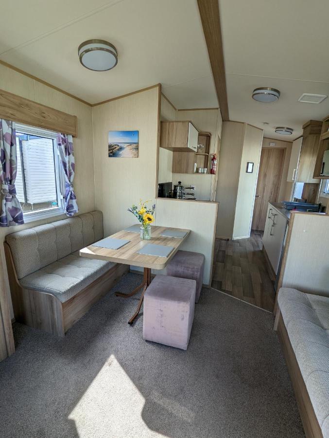 The Jones's Family Caravan With Private Decking - Presthaven Prestatyn